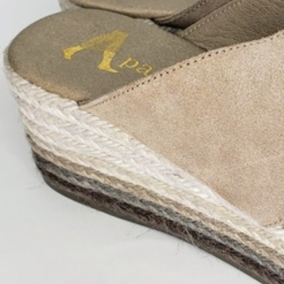 NWOB Paseart Cross Strap Wedge Shoes - 8 - Picture 7 of 7